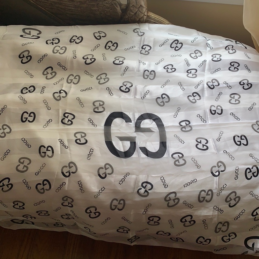 GUCCI Scarf (possibly mock)